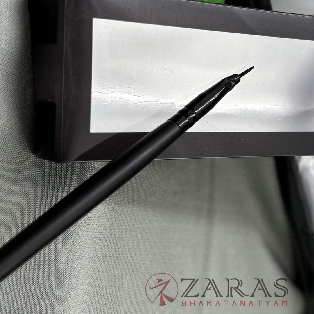Bharatanatyam Dance Makeup Products - Eyeliner / Lipliner Brush image 3