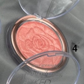 Bharatanatyam Dance Makeup Products - Highlighter (Kiss Beauty)