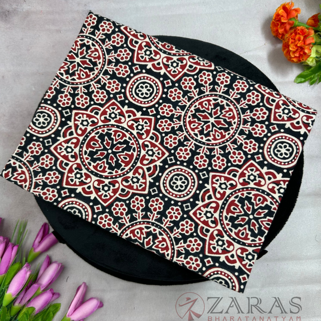 Bharatanatyam Dance Blouse Material (Cotton) - Bandini & Kalamkari Printed (0.95 Meter)