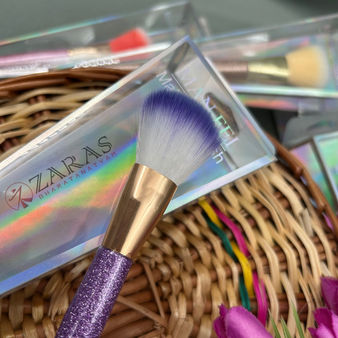 Bharatanatyam Dance Makeup Products - Man Fei Makeup Brush (Single Piece) image 0