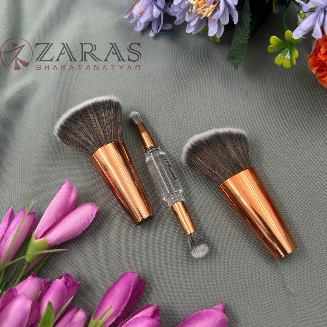 Bharatanatyam Dance Makeup Products - All Rounder 4 in 1 Brush (Hilary Rhoda) image 3
