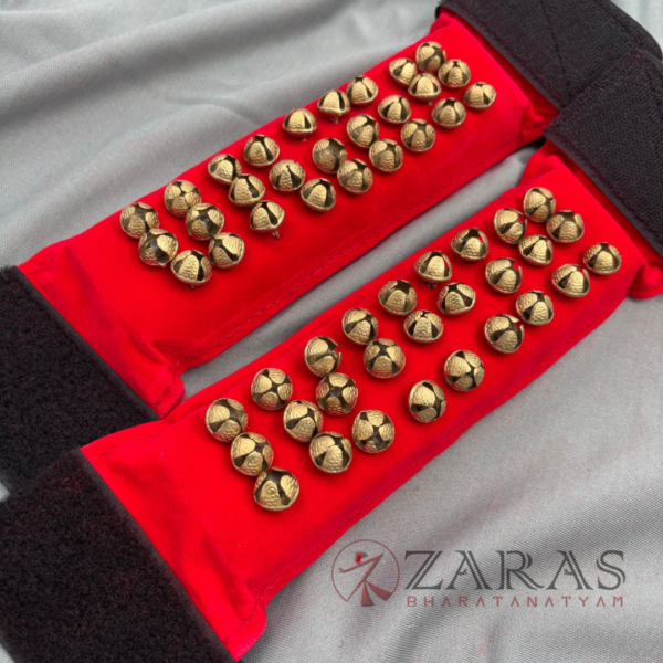 Bharatanatyam Dance Salangai - 3 Line Velvet Ankle Bells - Image 2