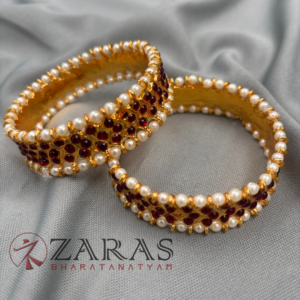 Bangles & Vangi