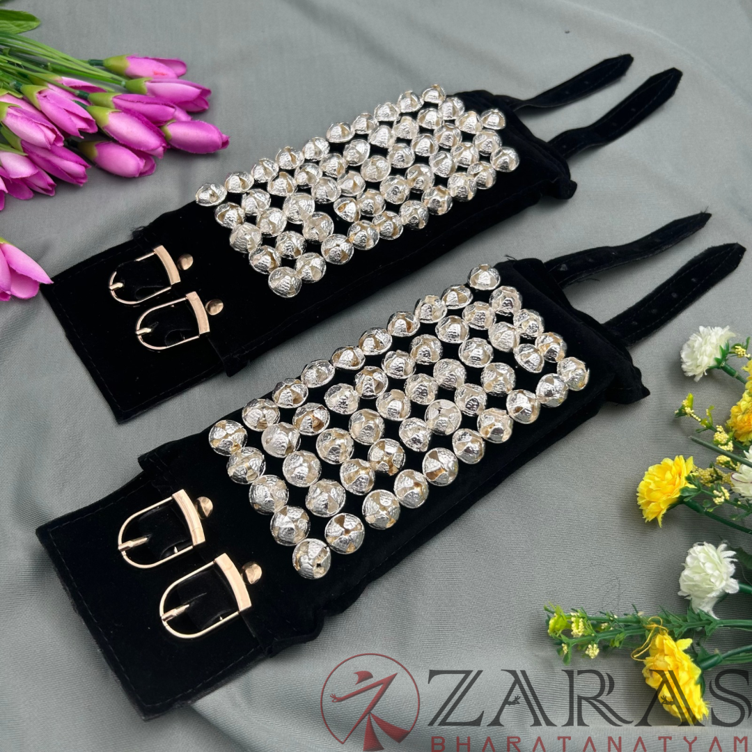 bharatanatyam dance salangai